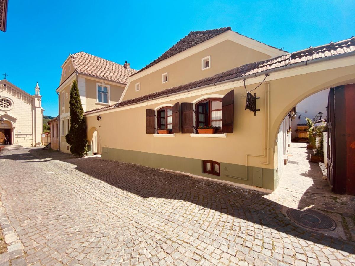 Готель Casa Legenda Сігішоара Екстер'єр фото