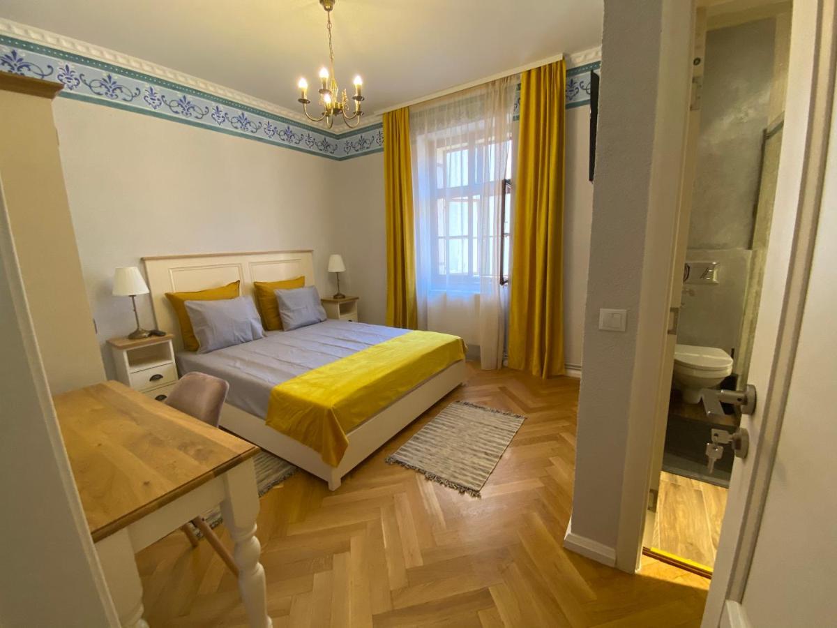 Готель Casa Legenda Сігішоара Екстер'єр фото