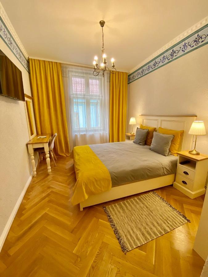 Готель Casa Legenda Сігішоара Екстер'єр фото
