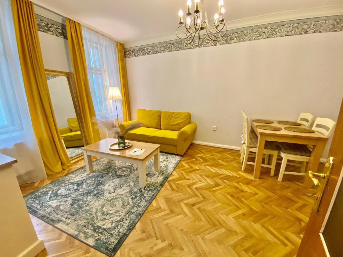 Готель Casa Legenda Сігішоара Екстер'єр фото